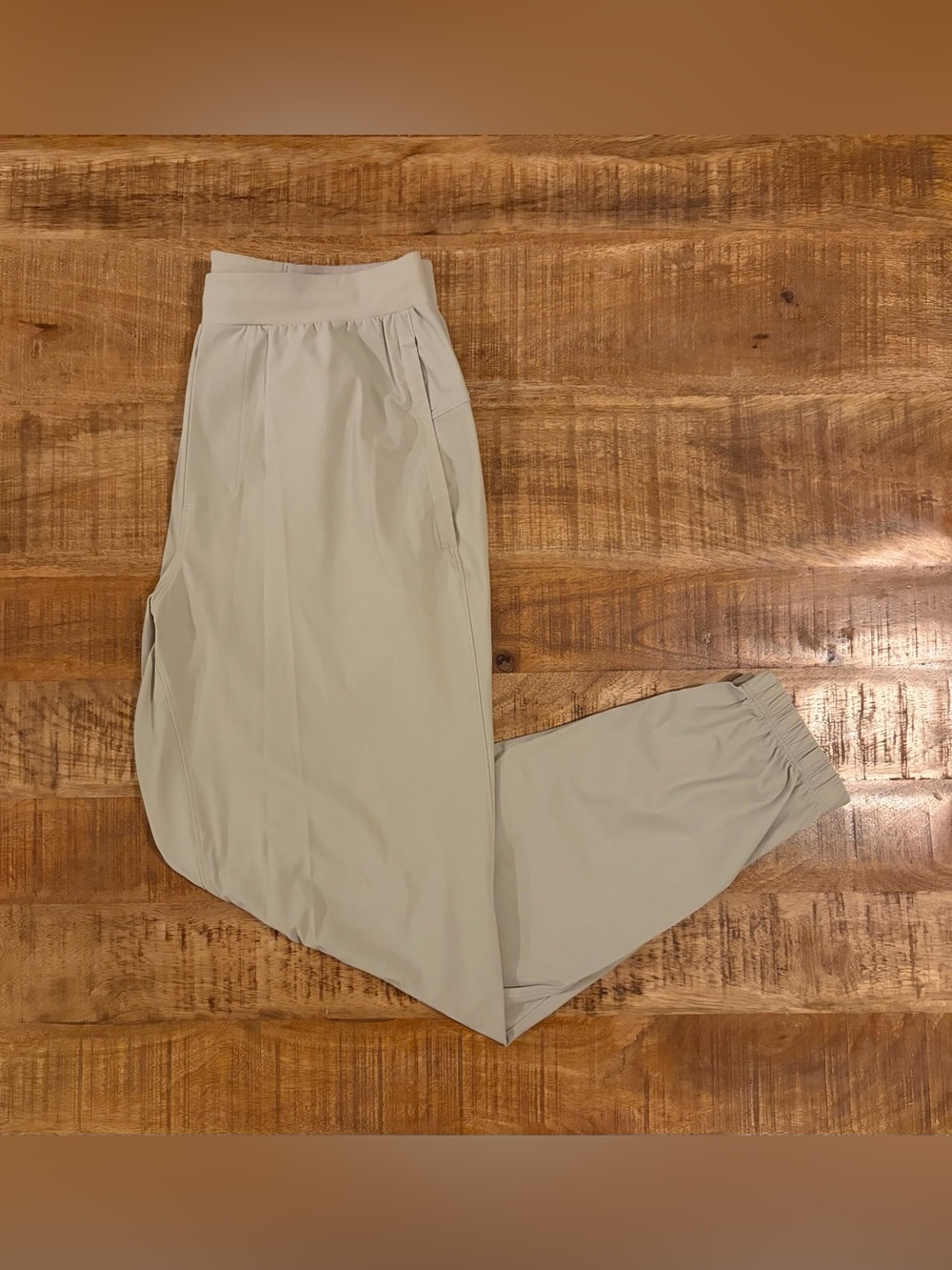 Lululemon Surge Joggers 27”